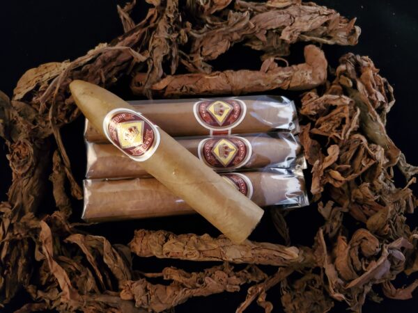 Diamond Crown Torpedo Natural #8